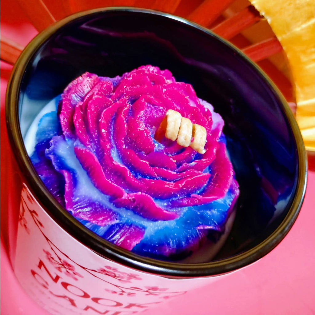 Nook and Candle Beeswax/soy candle strawberry milkshake
