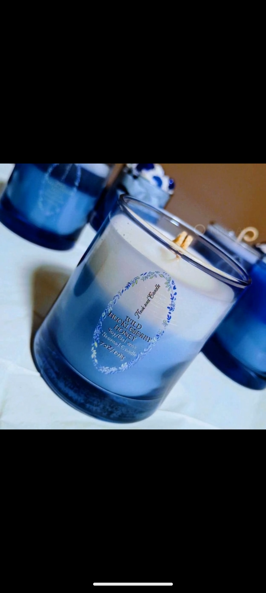 Wild Huckleberry Honey overflow 7oz Blue glass cotton wick soy/Beeswax scented candle